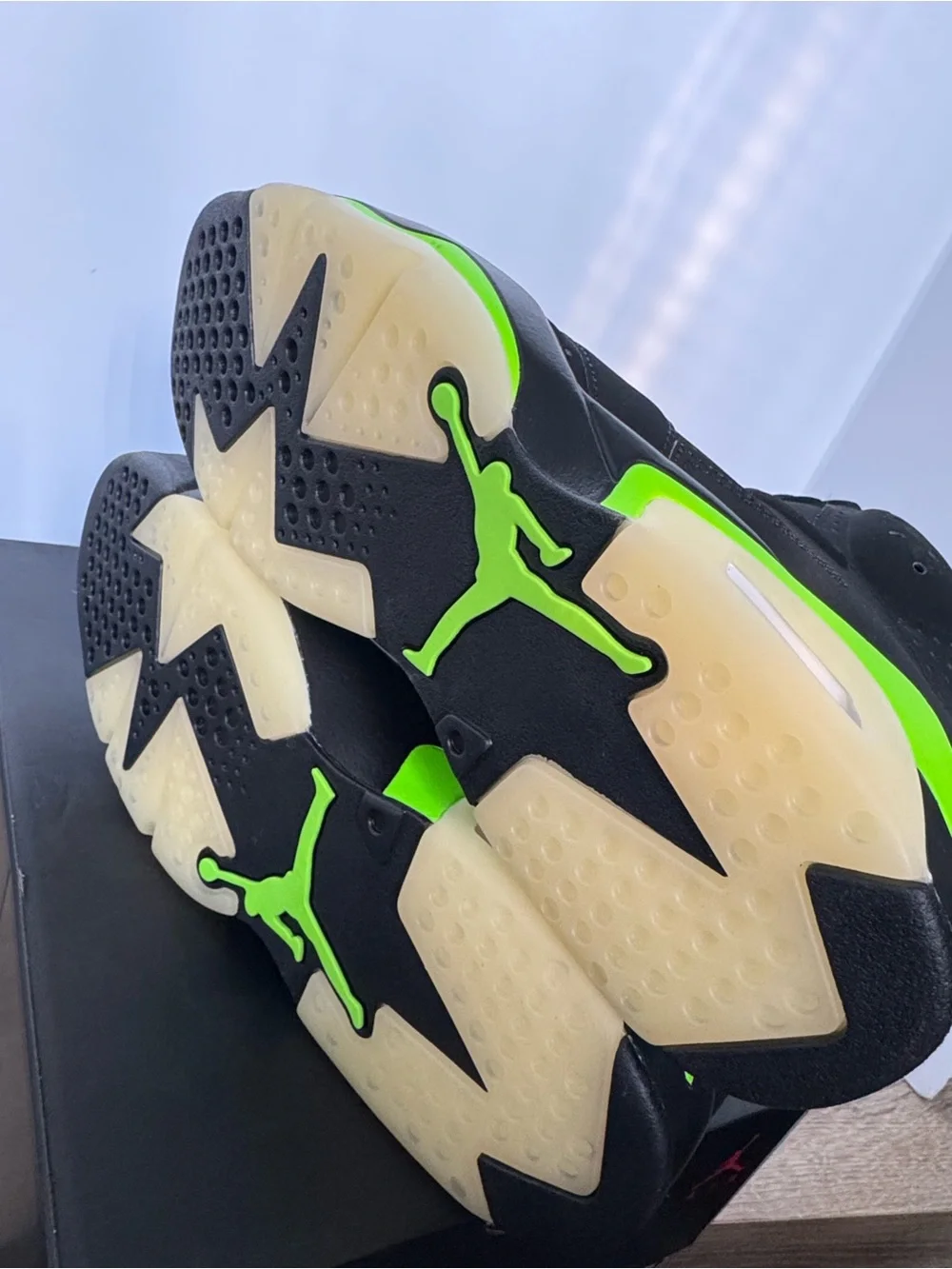NEW Air Jordan 6 Retro Electric Green